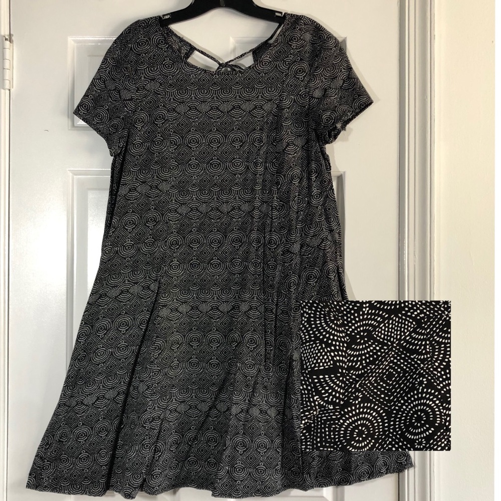 NWT short sleeve swing dress